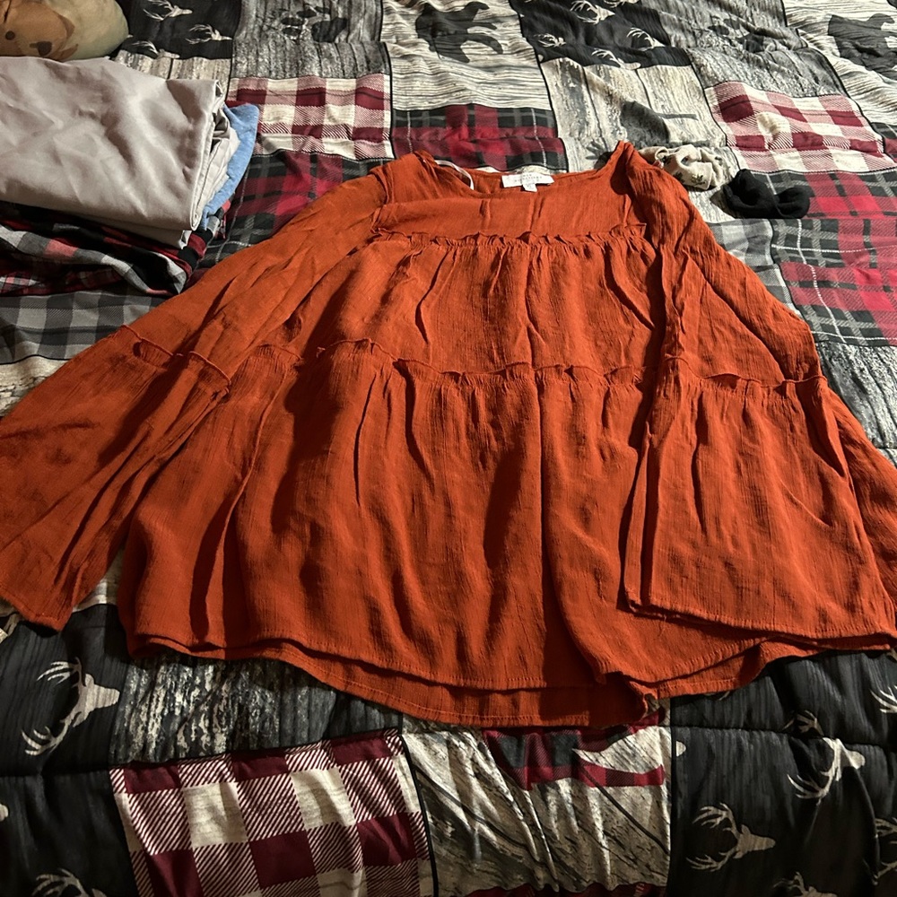 Dress top with flare arms